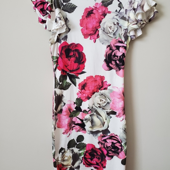 Dresses - Picture 2 of 2